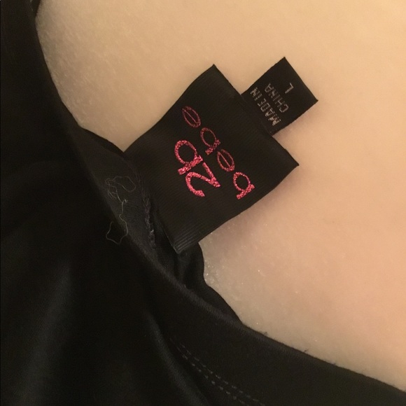 Halted with a bit of glam - Picture 4 of 4